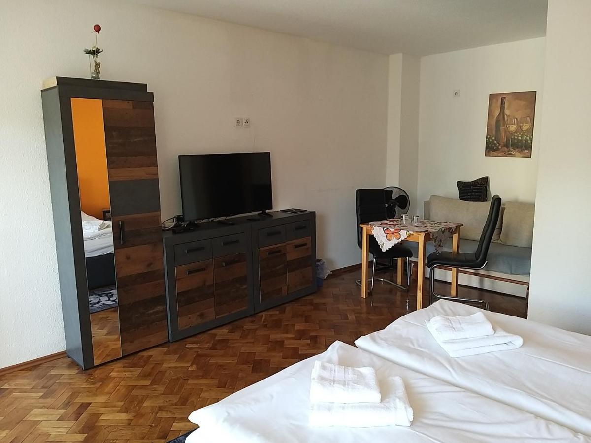 Pension Schlosswache-Zerbst Εξωτερικό φωτογραφία