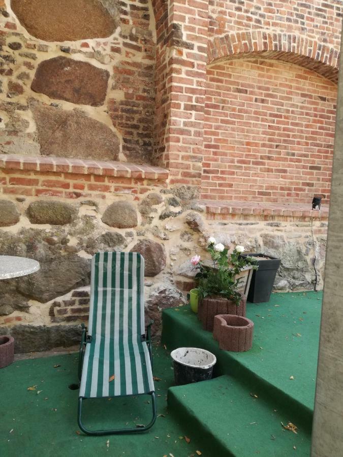 Pension Schlosswache-Zerbst Εξωτερικό φωτογραφία