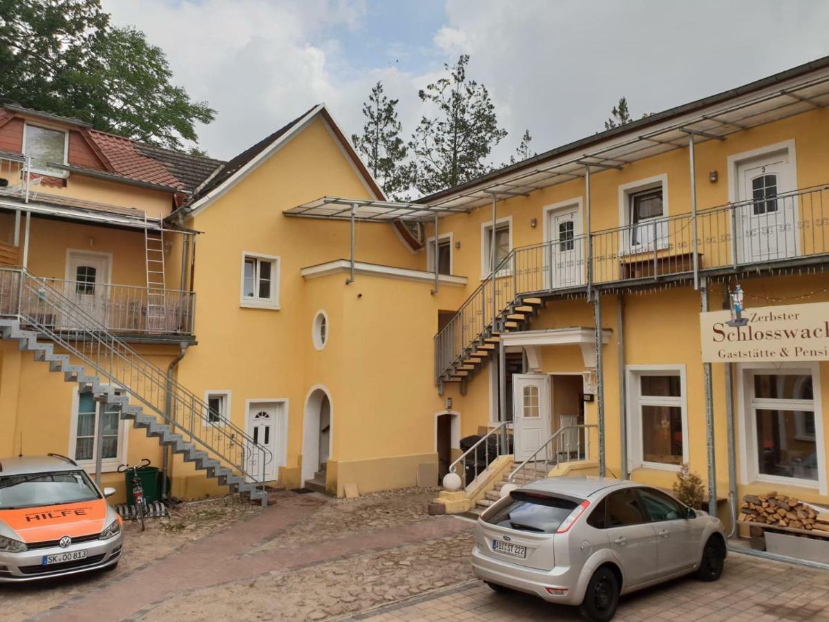 Pension Schlosswache-Zerbst Εξωτερικό φωτογραφία