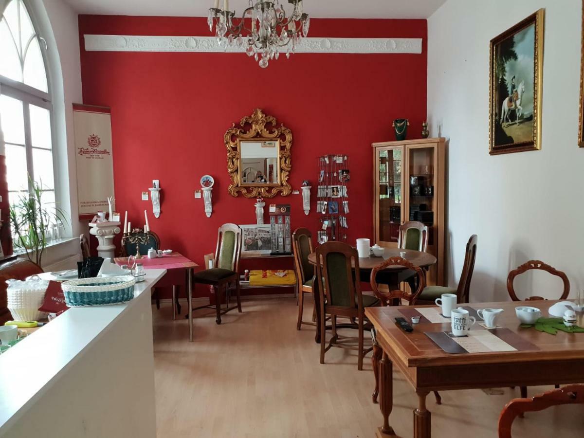Pension Schlosswache-Zerbst Εξωτερικό φωτογραφία
